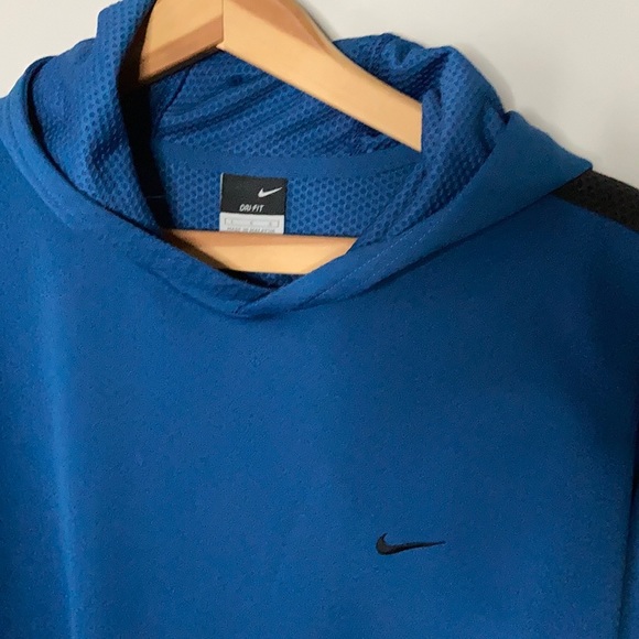 Nike Blue Dri Fit Long Sleeve Hoodie Large - Picture 3 of 5